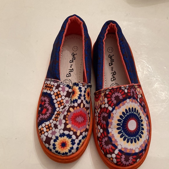 Jelly the pug slip on tennis shoes size 11 - Picture 2 of 9